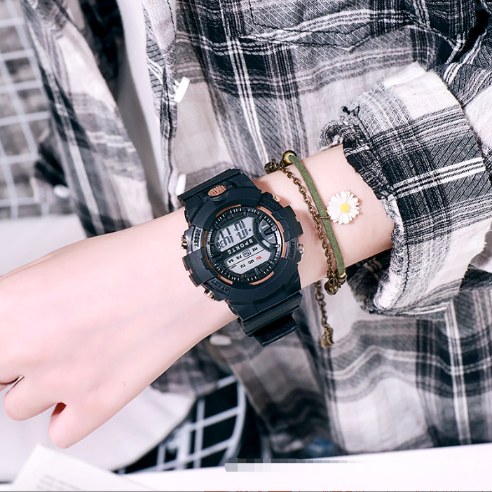 Multifunctional Sports Watch